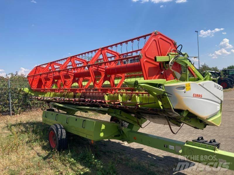 CLAAS TUCANO 570 Комбайни