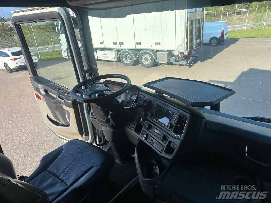 Scania R520B6X2NB Каросерии