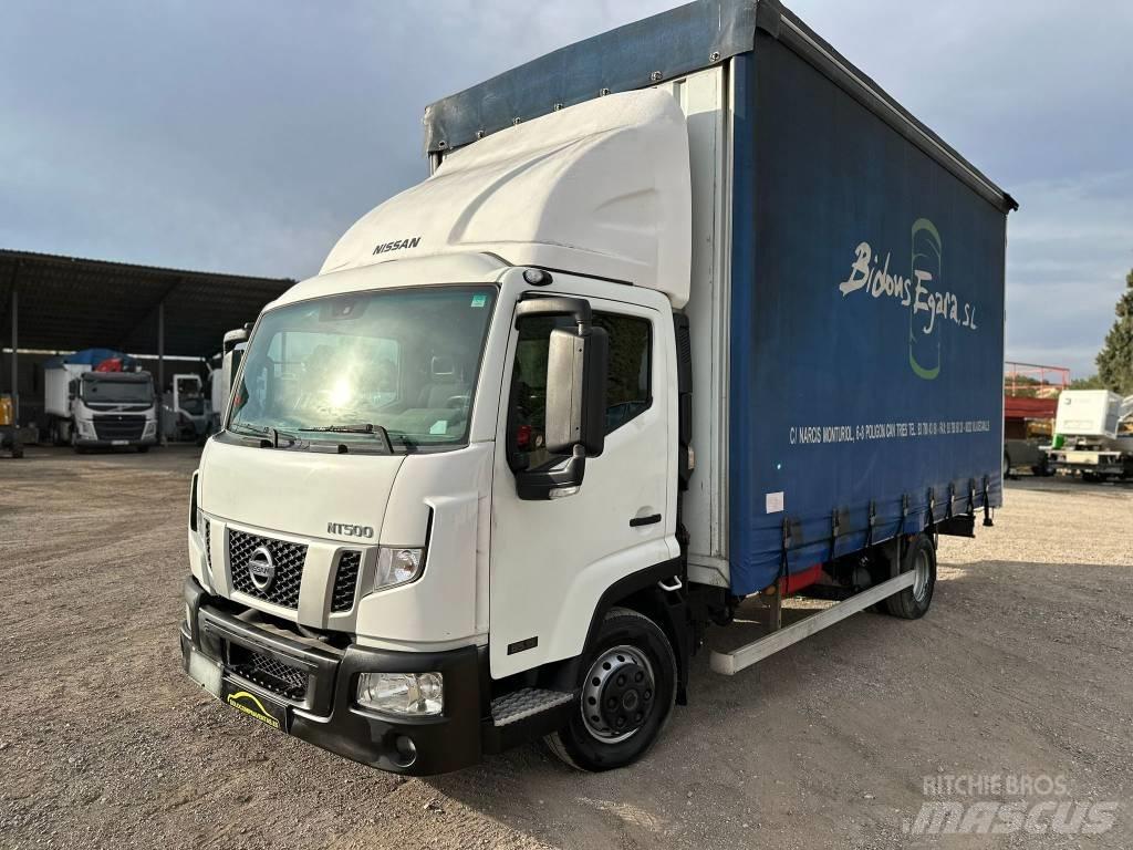 Nissan NT500 Пикапи