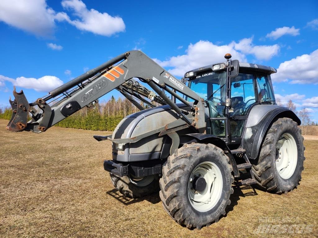 Valtra M 120 Трактори