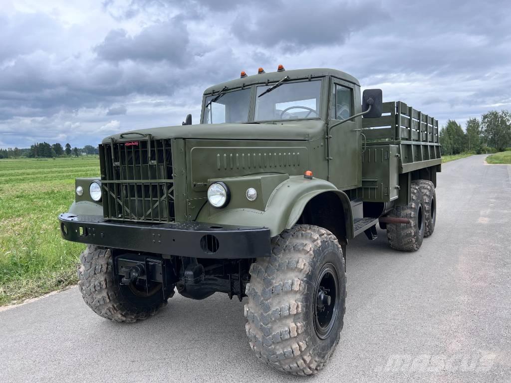 Kraz 255 B Бордови камион / автолебедка
