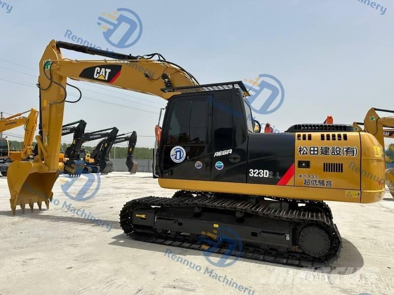 CAT 323D2L Верижен екскаватор