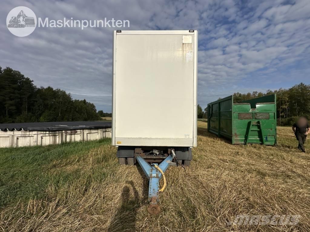 Närko D4ZW13L62 Ремаркета фургони