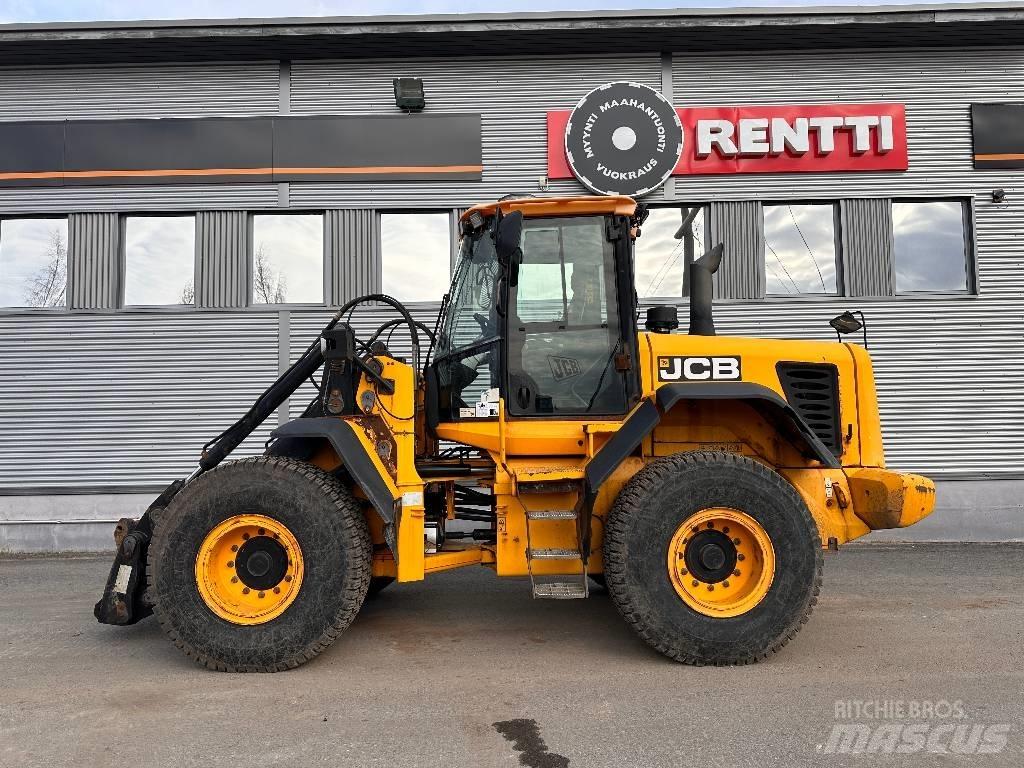 JCB 426 E Колесни товарачи