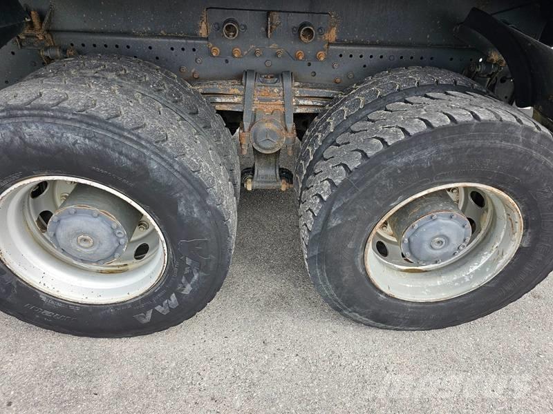 Mercedes-Benz DB3244 Самосвал