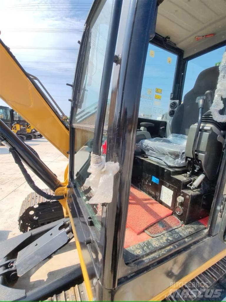 CAT 305.5 Мини екскаватори < 7 т