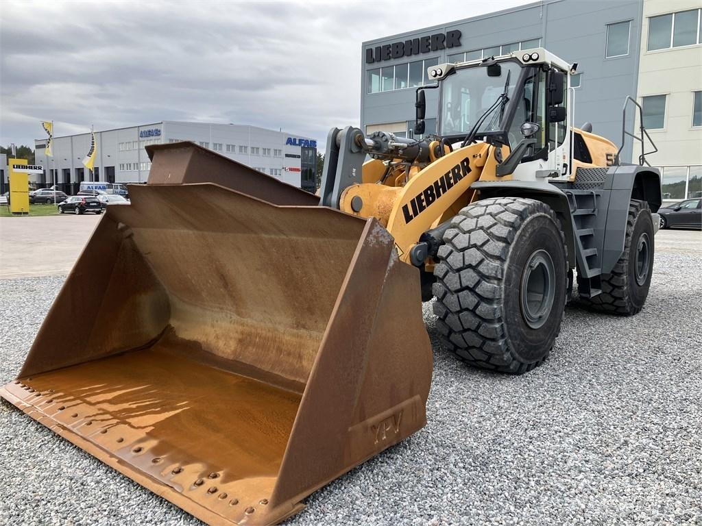 Liebherr L586 Xpower Колесни товарачи