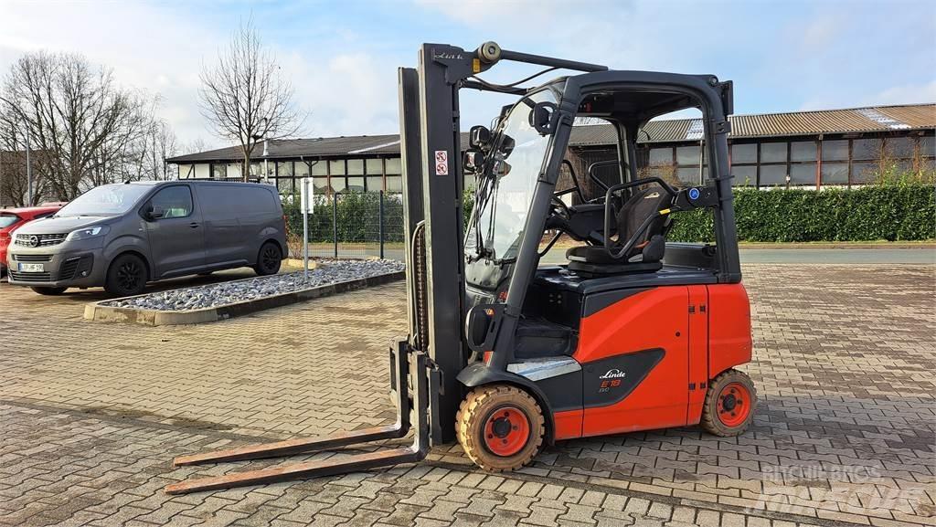 Linde E18PH-02 Електрически вилични кари-повдигачи