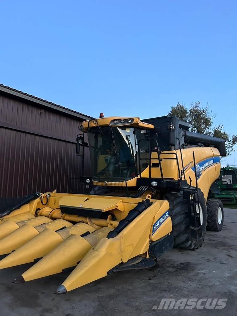 New Holland CX 5090 Комбайни