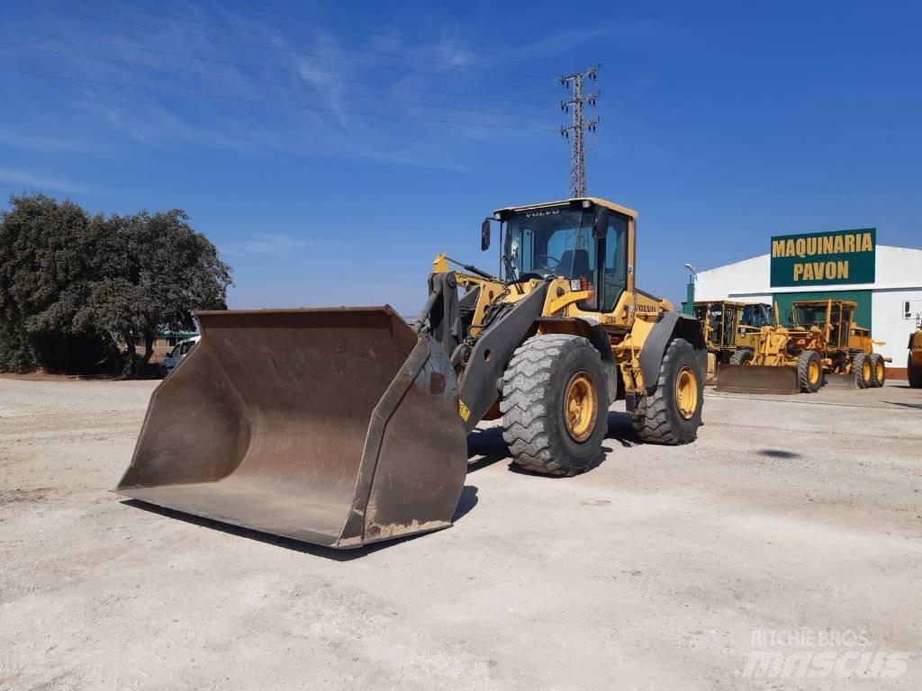Volvo L 120 F Колесни товарачи