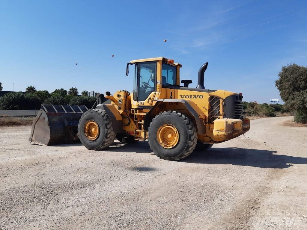 Volvo L 120 F Колесни товарачи