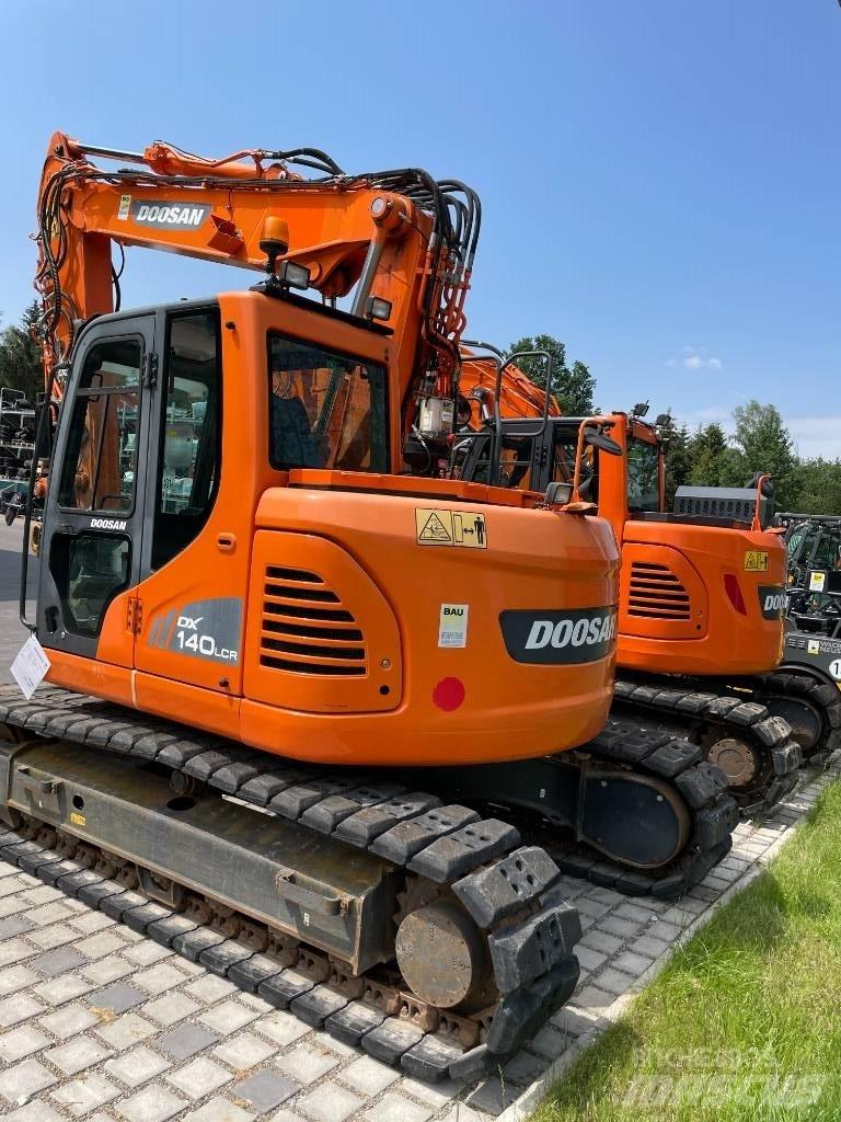 Doosan DX 140 LCR-3 Верижен екскаватор