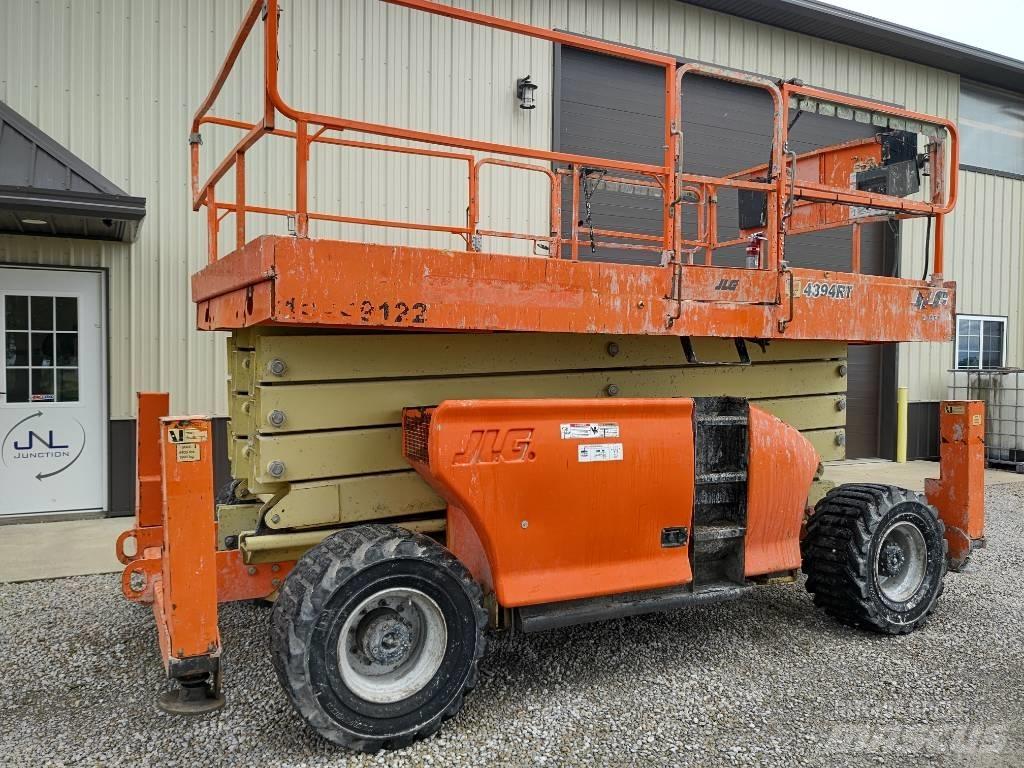 JLG 4394 RT Ножични работни платформи