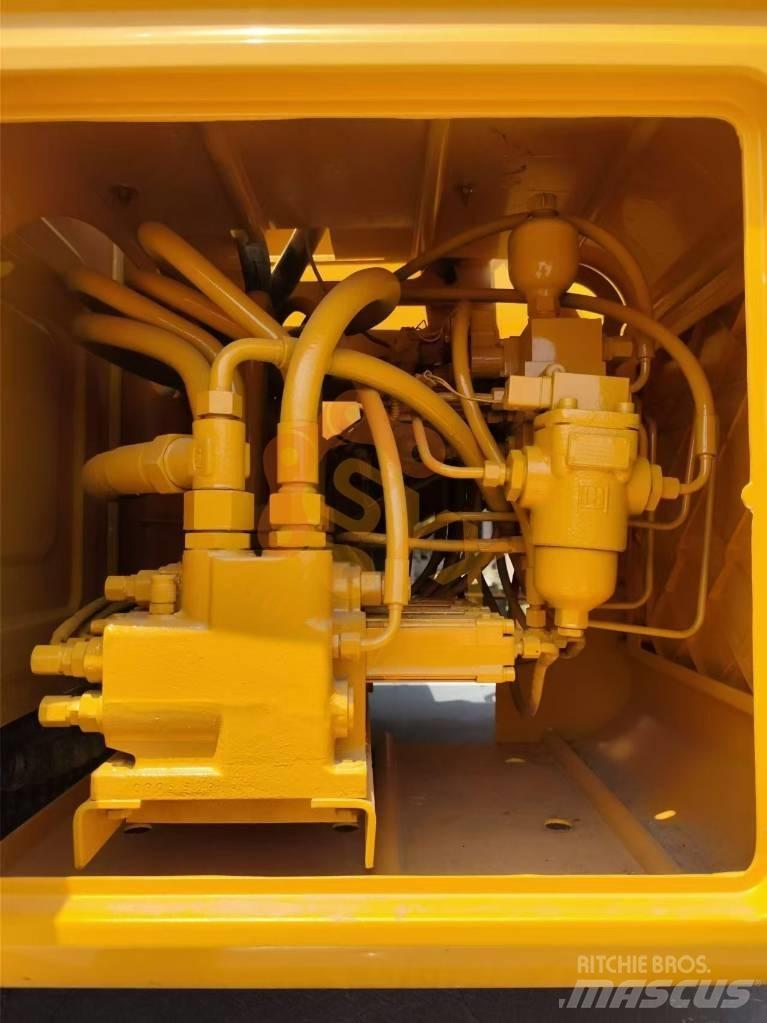 XCMG XCT 25 Всъдеходни кранове
