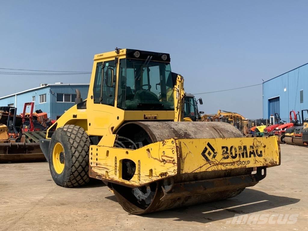 Bomag BW 219 D H-4 Еднобарабанни ролки
