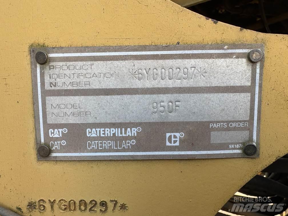 CAT 950F Колесни товарачи