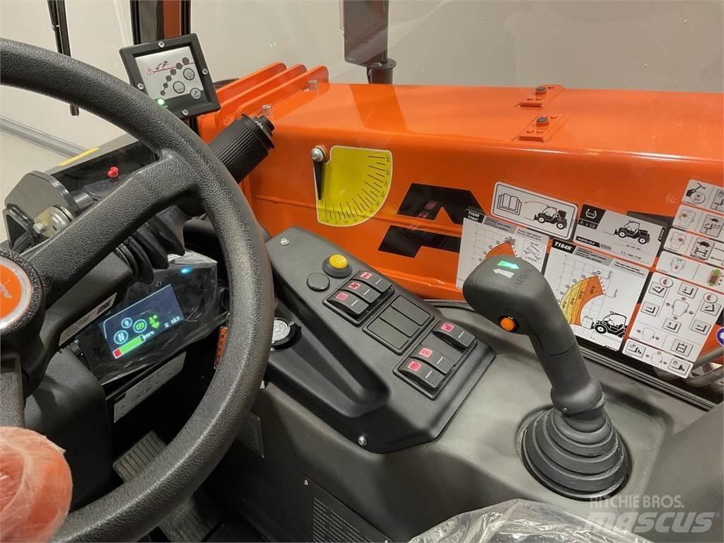 Ausa T164EX4 Телескопични повдигачи
