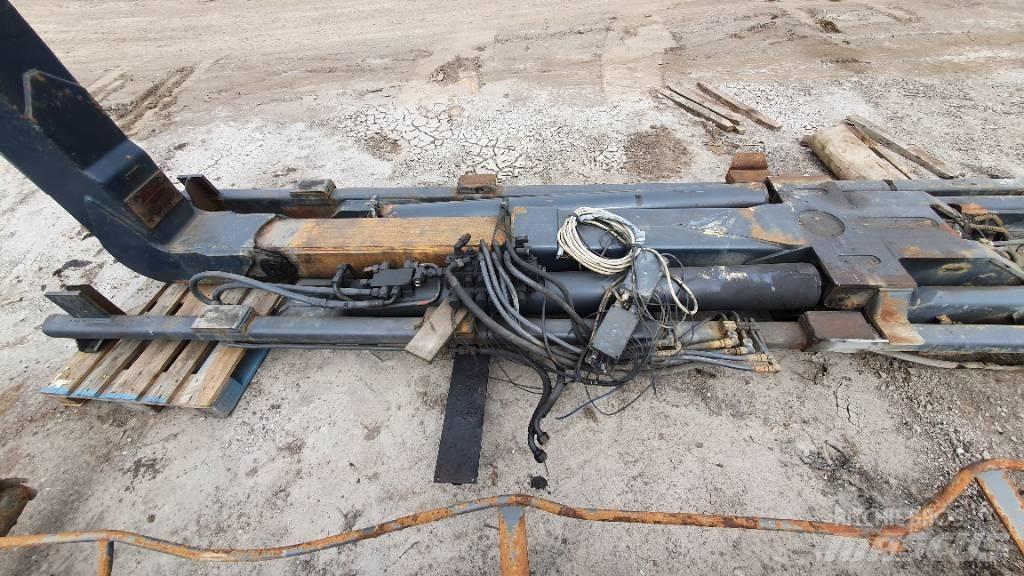  HOOKLIFT    5910MM Кранове с кука