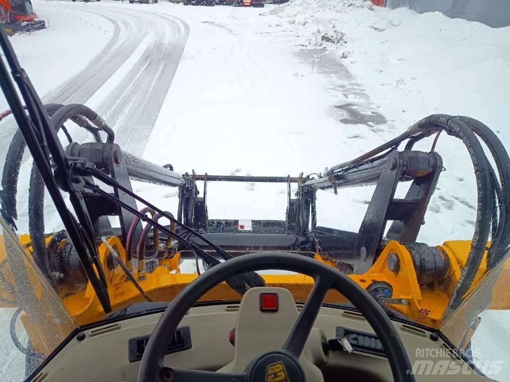 JCB 416HT Колесни товарачи