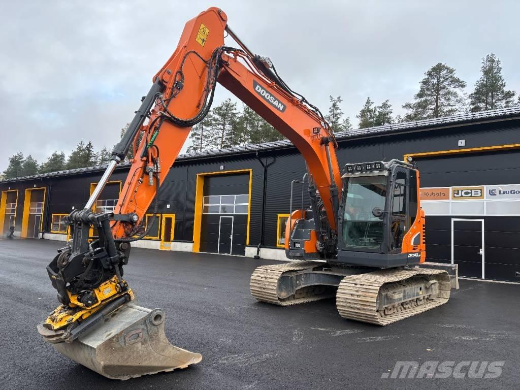 Doosan DX 140 LCR Верижен екскаватор