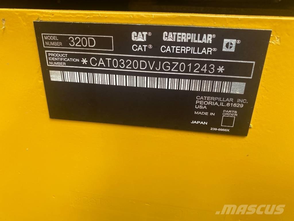 CAT 320 D Верижен екскаватор