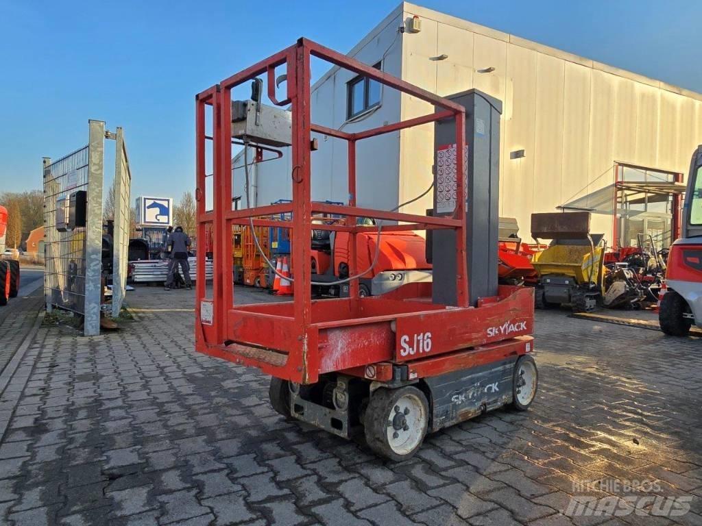 SkyJack SJ 16 Вертикални мачтови повдигачи
