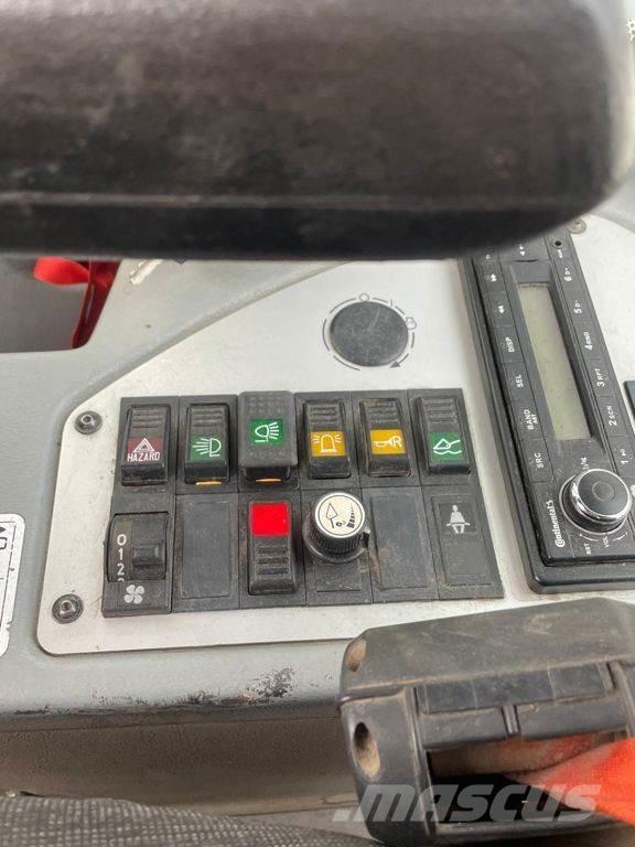 Terex TL70 Колесни товарачи