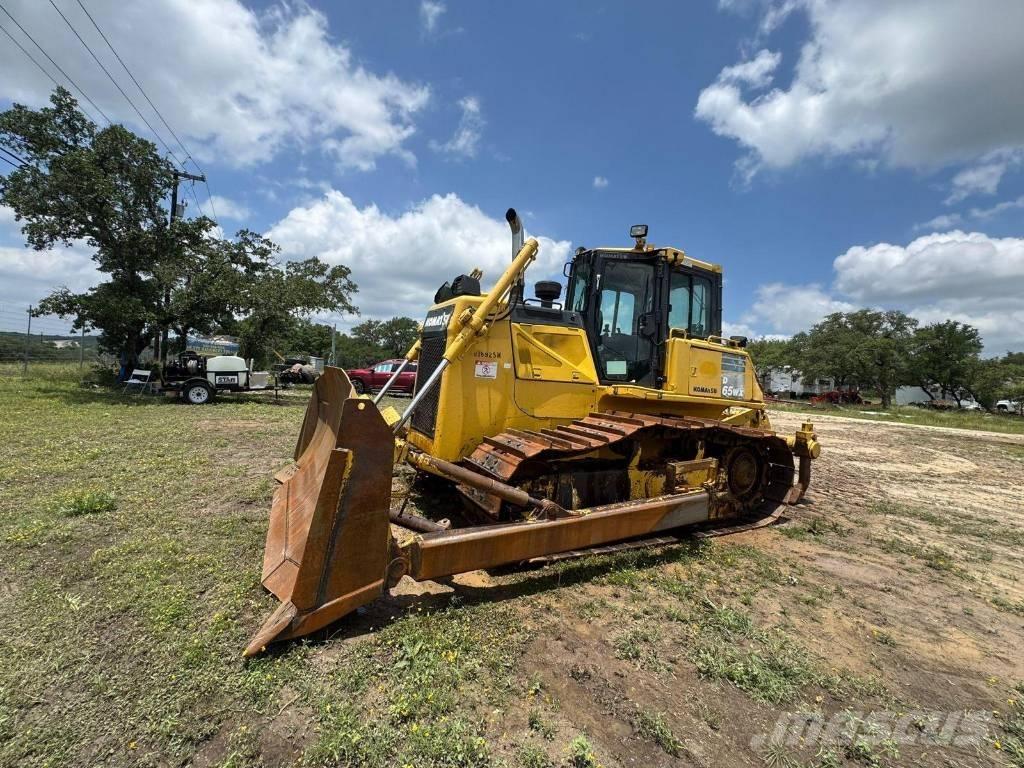 Komatsu D65WX-17 Верижни булдозери
