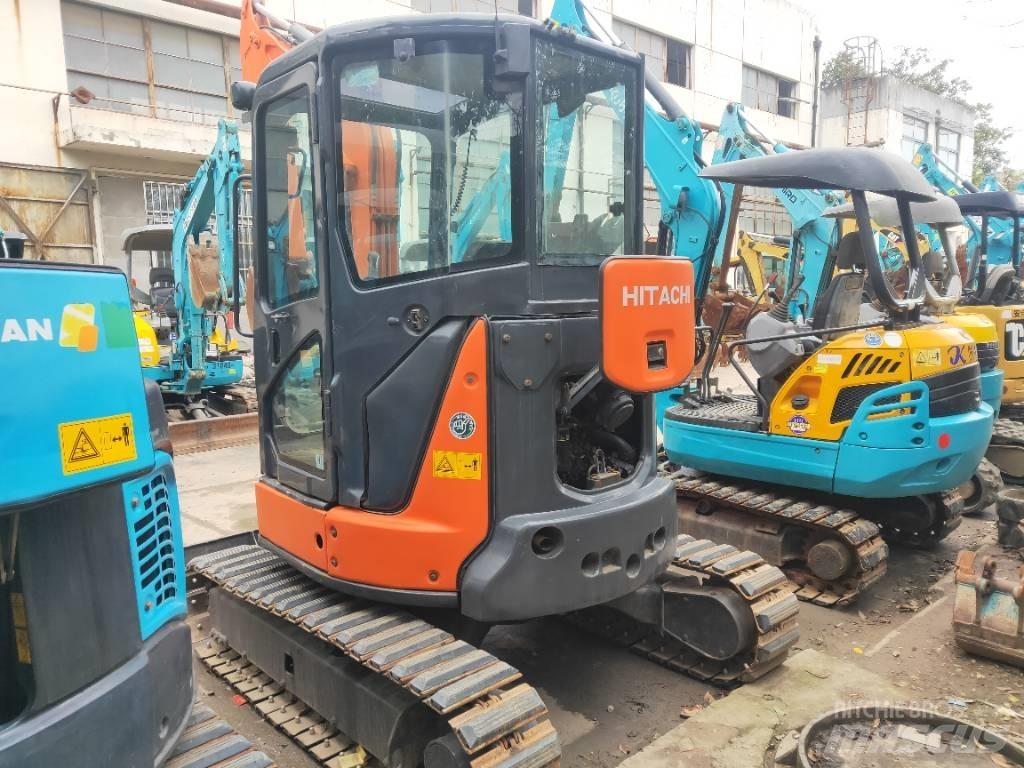 Hitachi ZX 35 U Мини екскаватори < 7 т