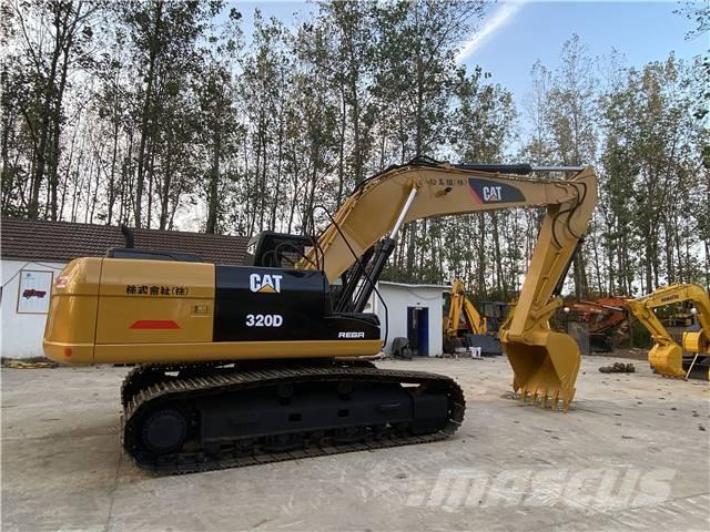 CAT 320D Верижен екскаватор