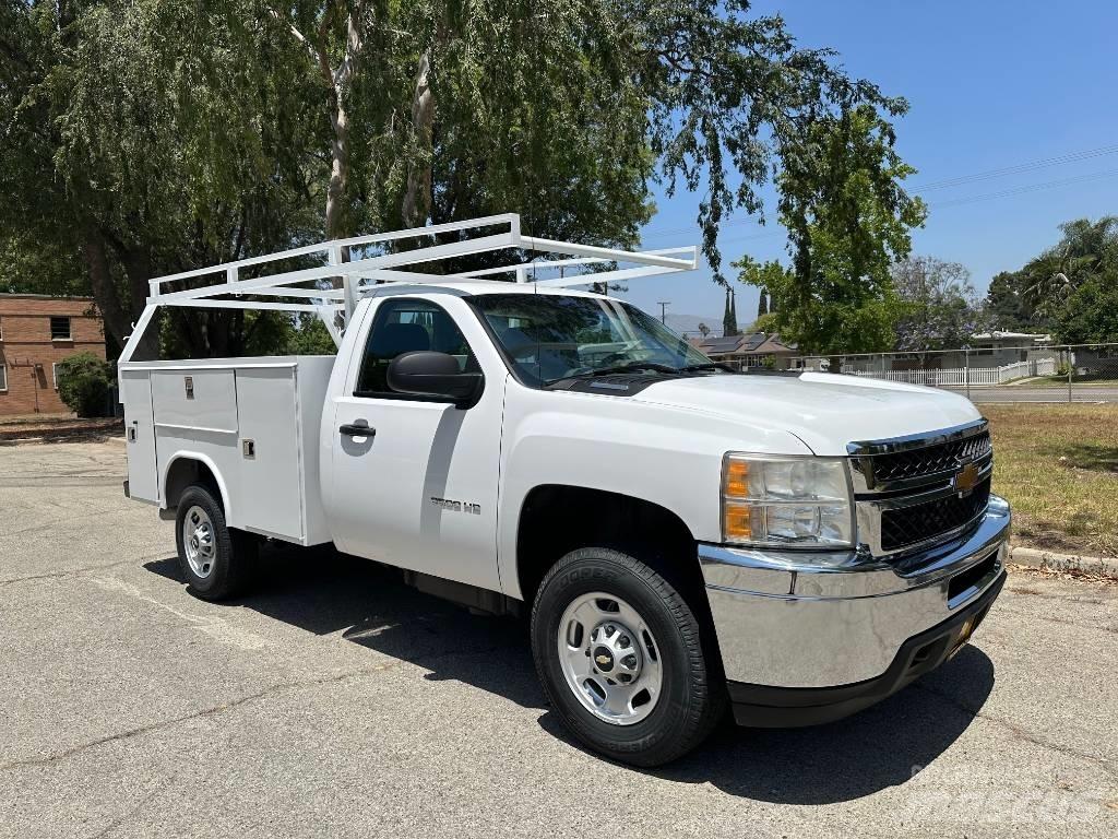 Chevrolet 2500 HD Пикапи