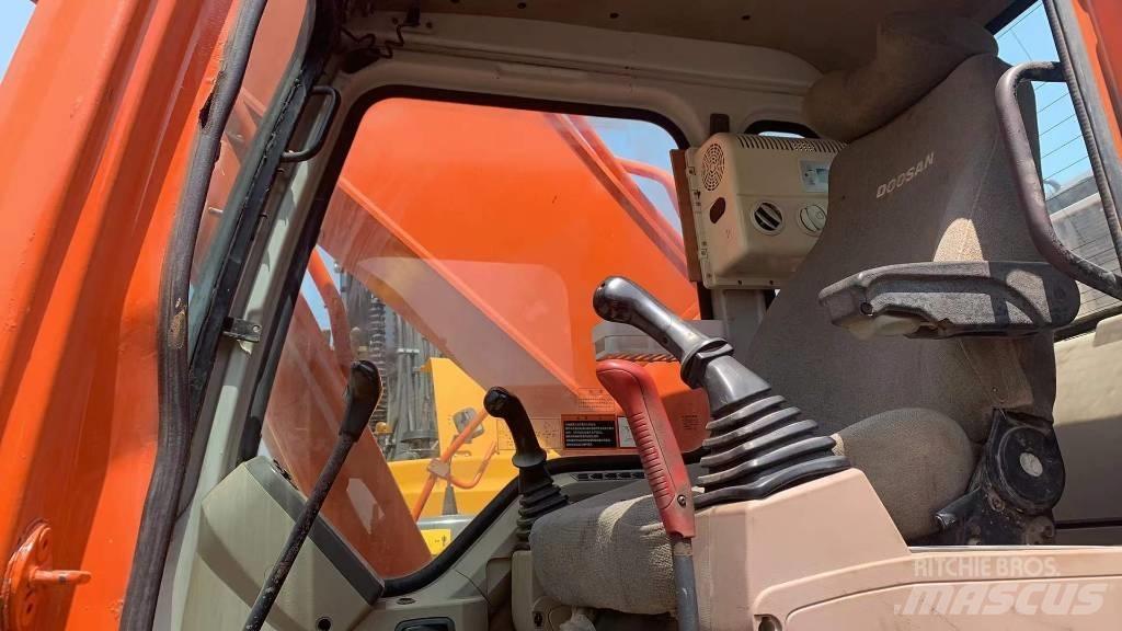 Doosan DH 300 LC-7 Верижен екскаватор