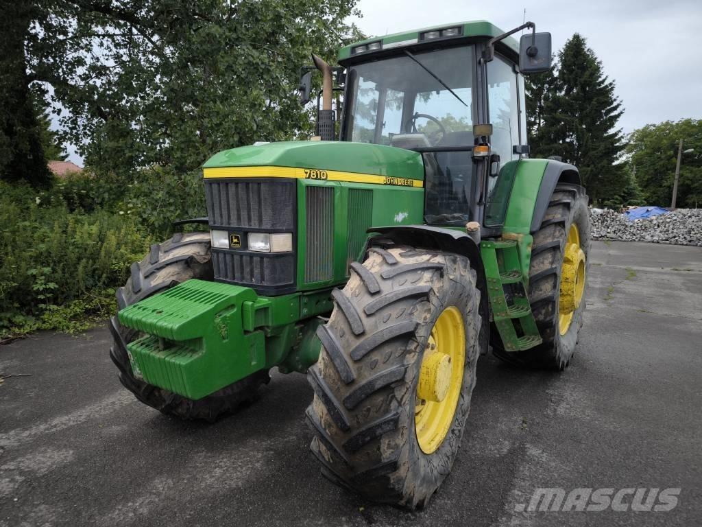 John Deere 7810 Трактори