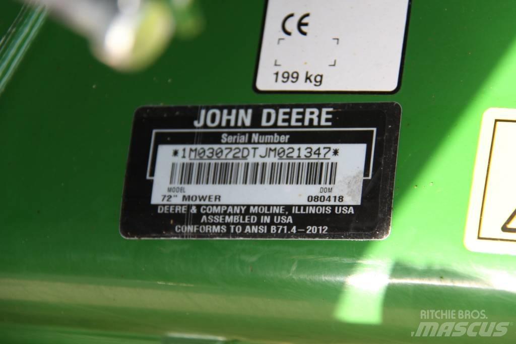 John Deere 3045 R Трактори