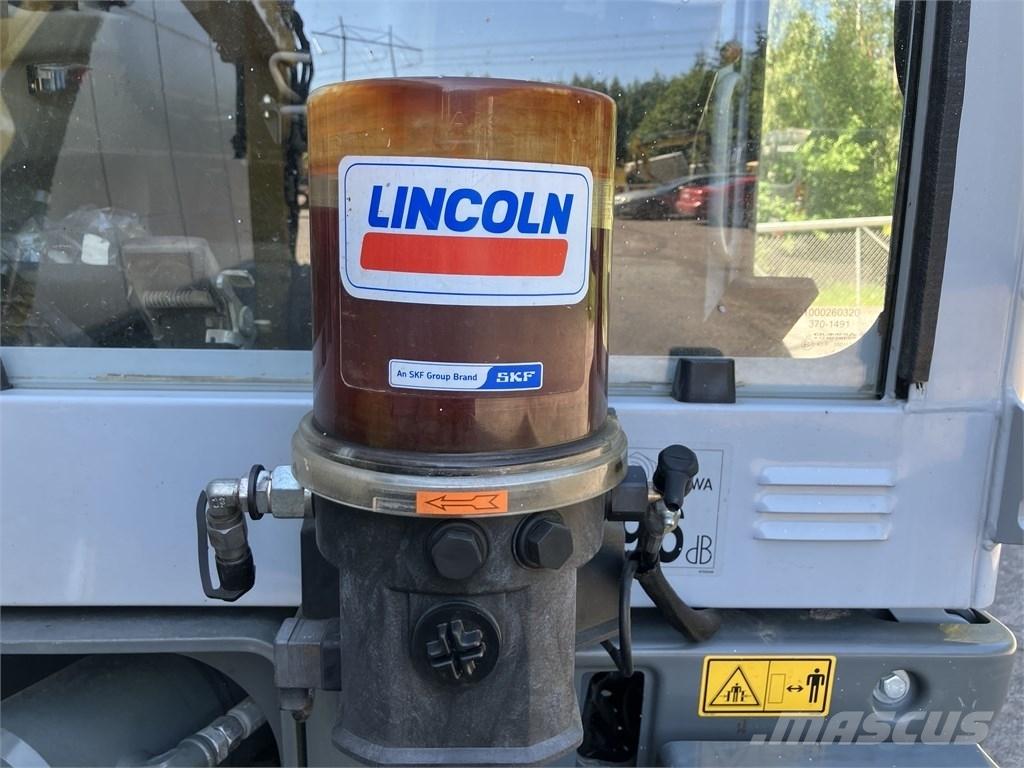 Wacker Neuson EW 100 Колесни екскаватори