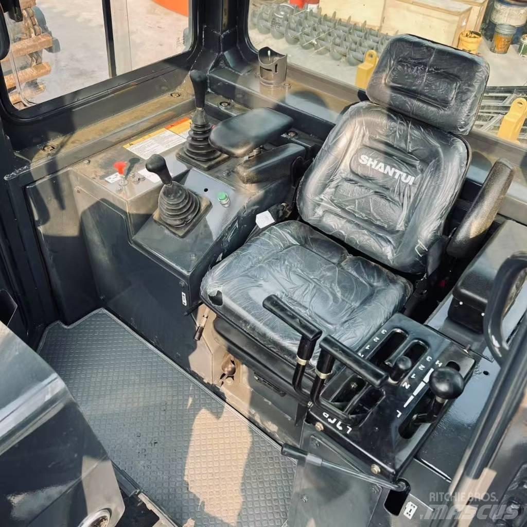 Shantui SD 22 Верижни булдозери
