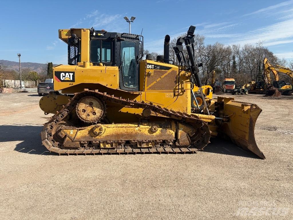 CAT D 6 T LGP VPAT Верижни булдозери
