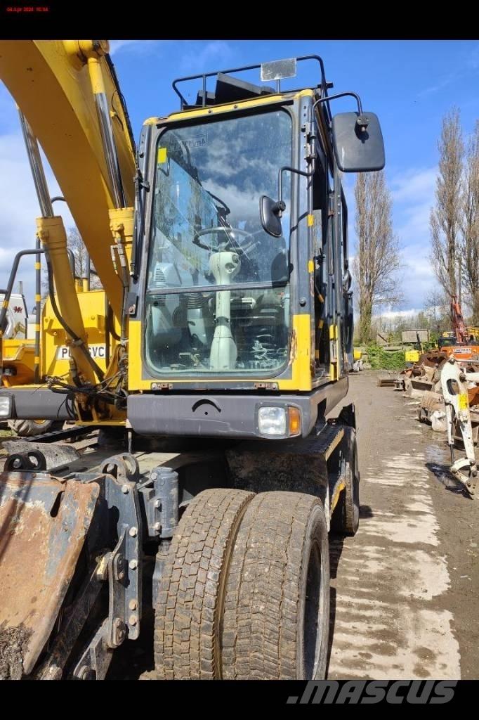 Komatsu PW 148-8 Колесни екскаватори
