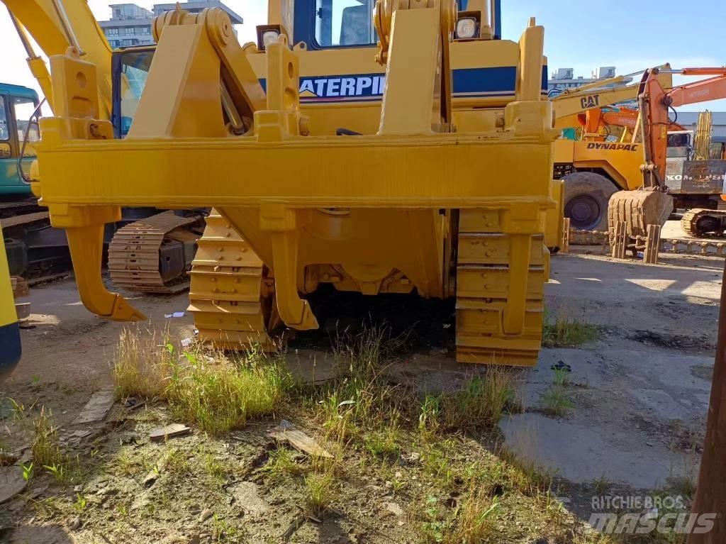 CAT D7R Грейдери