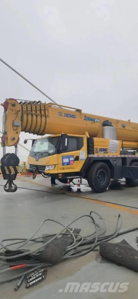 XCMG XCT240 Всъдеходни кранове