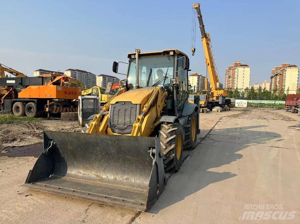 LiuGong CLG 777 A Товарач със заден ексватор