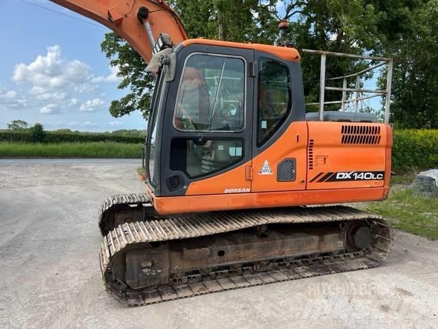 Doosan DX 140 LC Верижен екскаватор