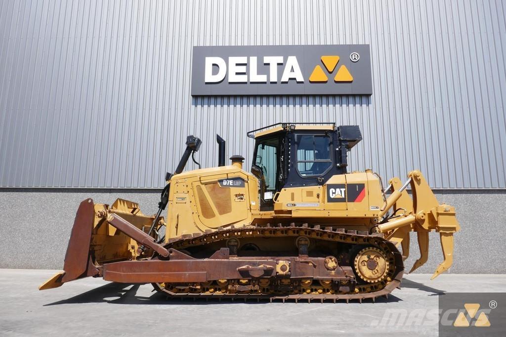 CAT D7E LGP Верижни булдозери

