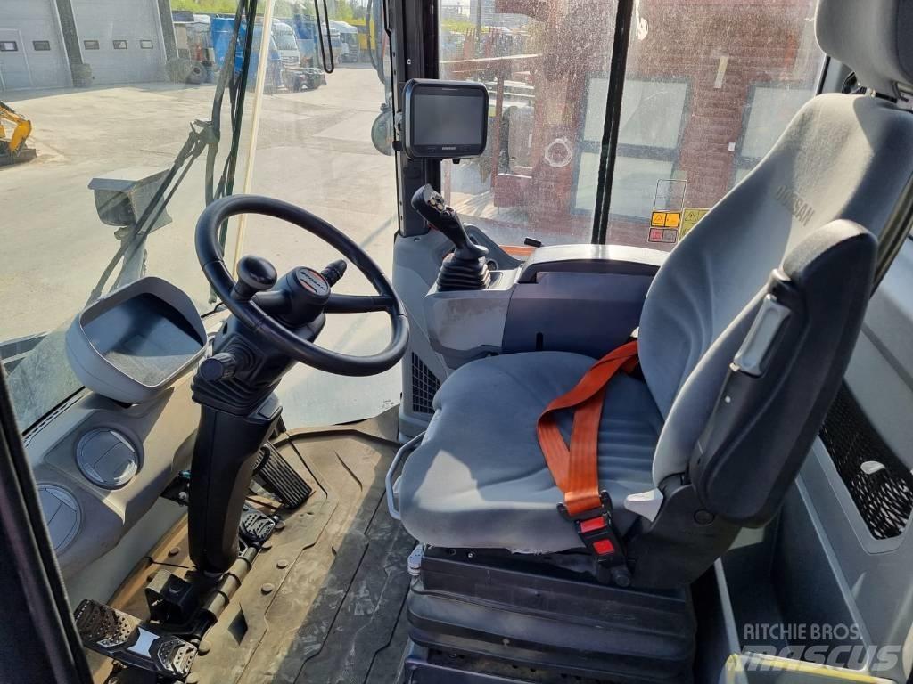 Doosan DL 380-7 Колесни товарачи