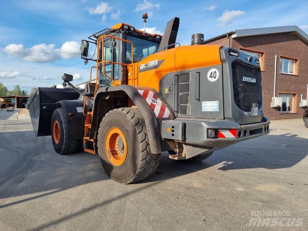 Doosan DL 380-7 Колесни товарачи