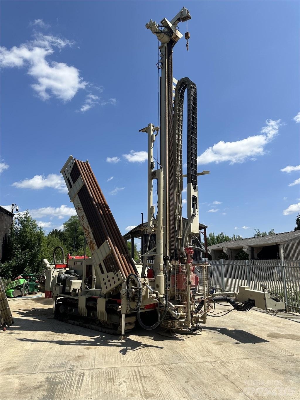 Comacchio 900HT Апаратура за повърхностна редова сеидба