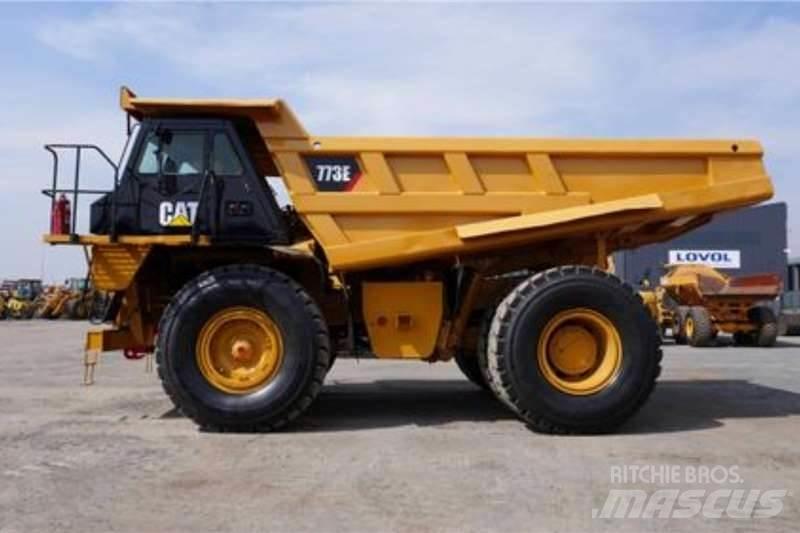 CAT 773E Дъмпери/моторни превозни средства