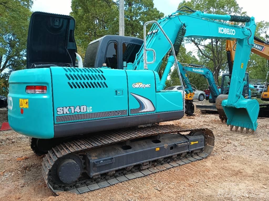 Kobelco SK 140 Средни екскаватори 7т - 12т