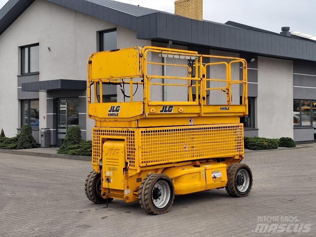 JLG 4069 LE Ножични работни платформи