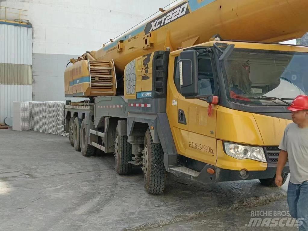 XCMG XCT110 Всъдеходни кранове